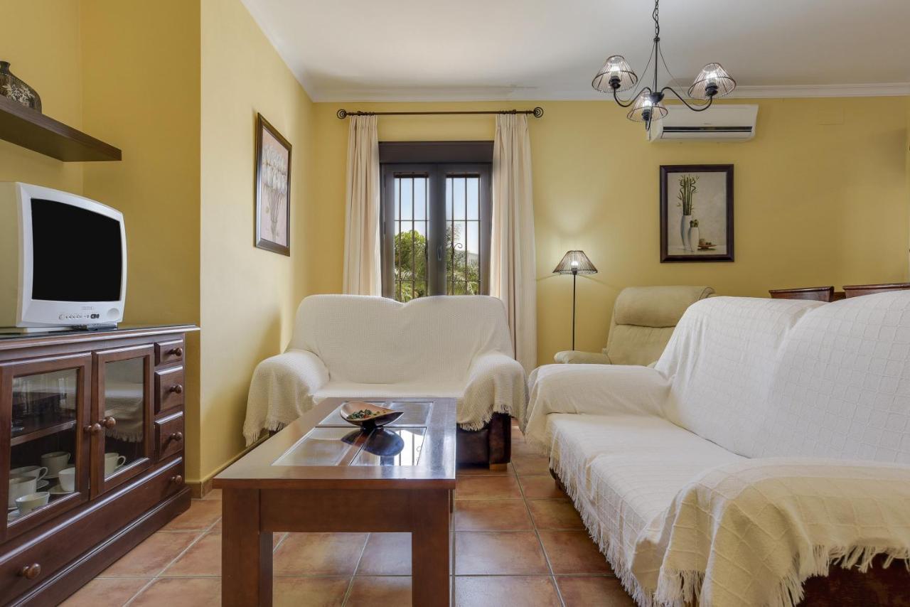 Villa Fuentes Solo Familias كونيل ذي لا فرونتيرا المظهر الخارجي الصورة