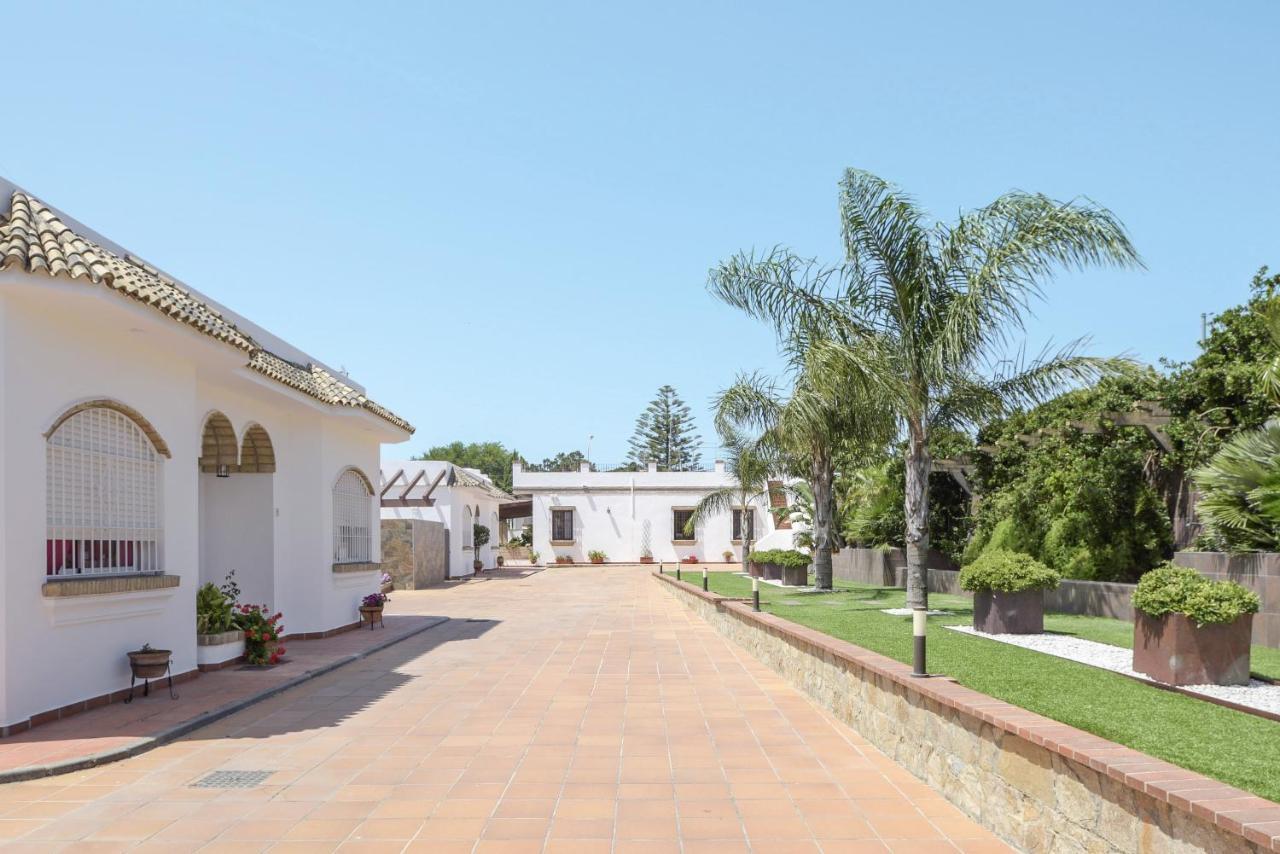 Villa Fuentes Solo Familias كونيل ذي لا فرونتيرا المظهر الخارجي الصورة